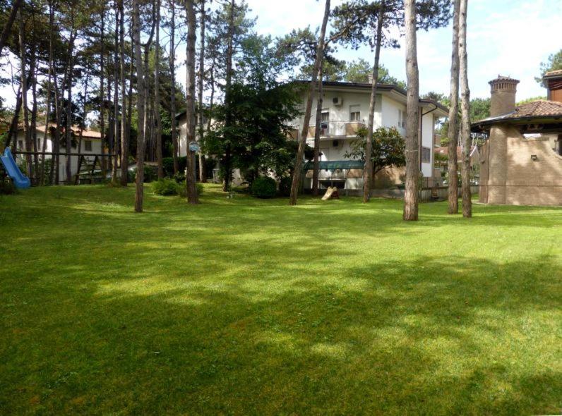 Villa Anny Lignano Sabbiadoro Extérieur photo