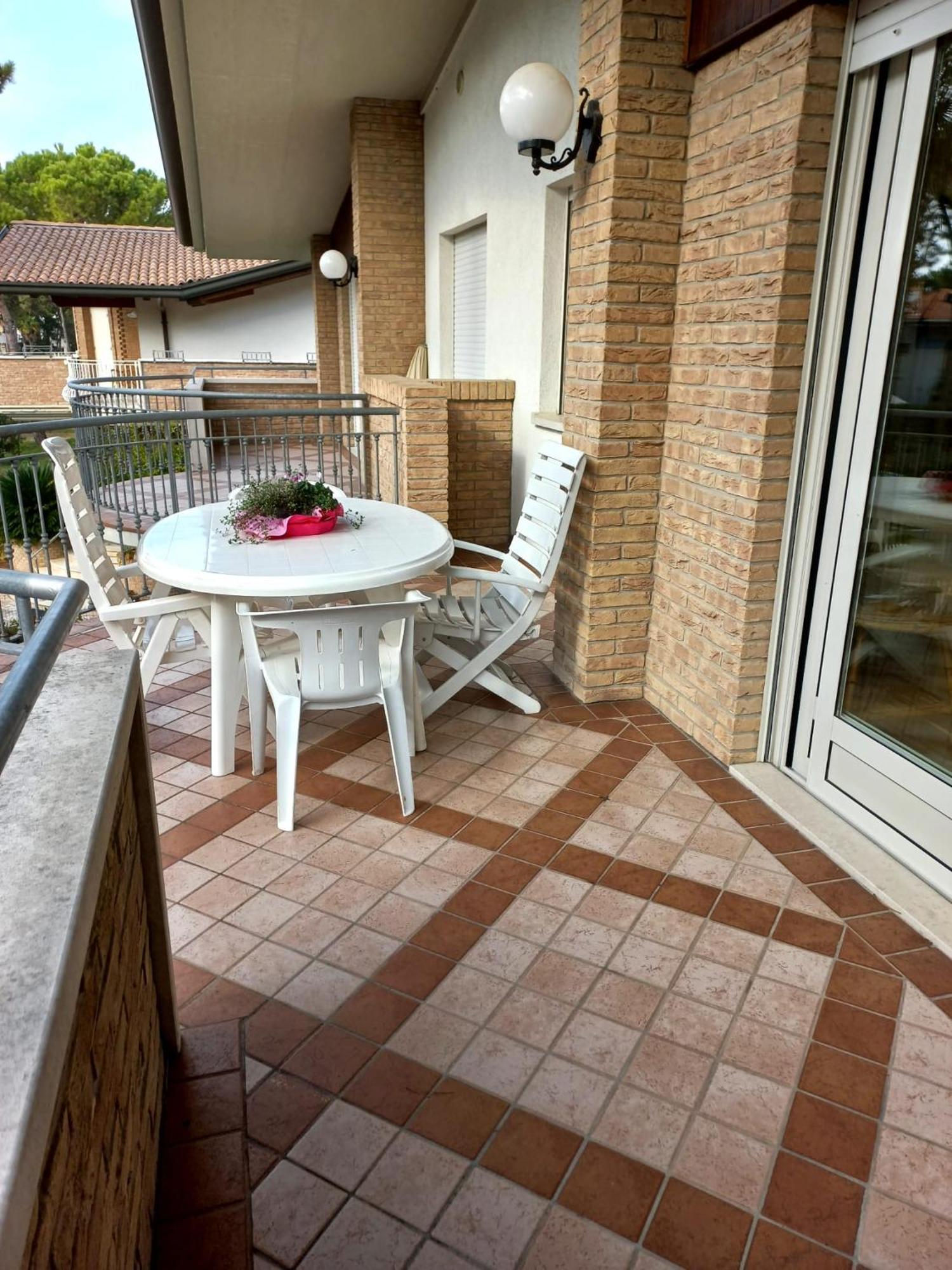 Villa Anny Lignano Sabbiadoro Extérieur photo
